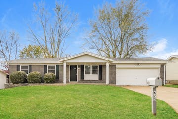 623 RIVERSIDE DR SAINT CHARLES, MO 63304